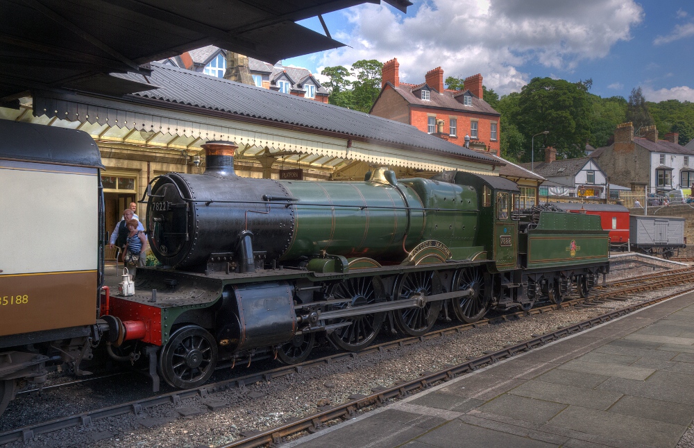 Steam on Langollen Railway