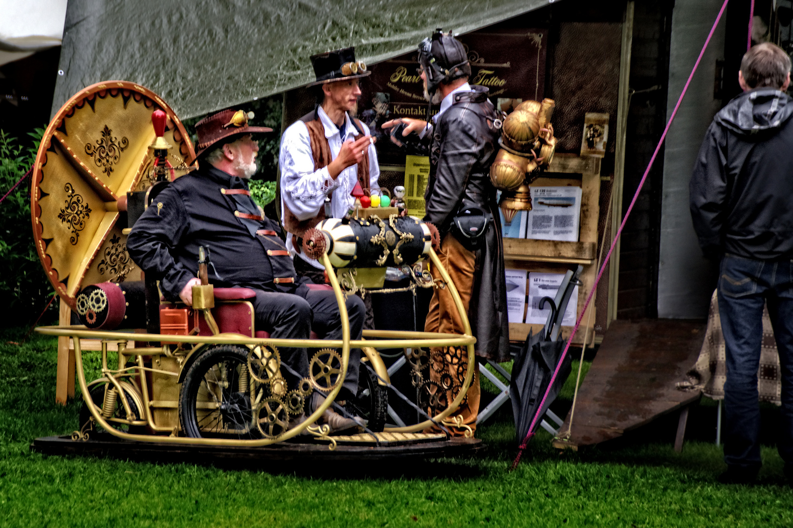 Steampunkspass in 31300 Burgdorf unter dem Motto "Viktorianisches Schlossspektakel" - Bild 5