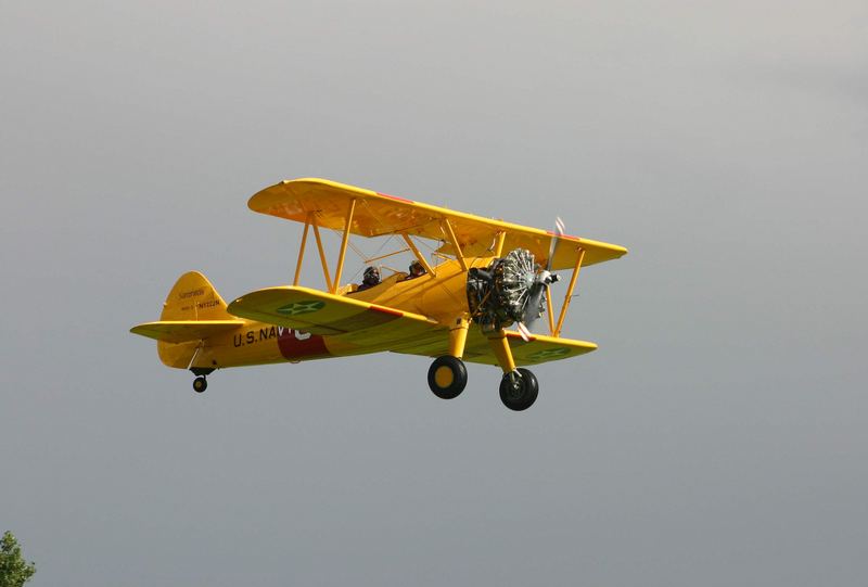 Stearman Doppeldecker mit 450 PS, 9 Zylinder Sternmotor