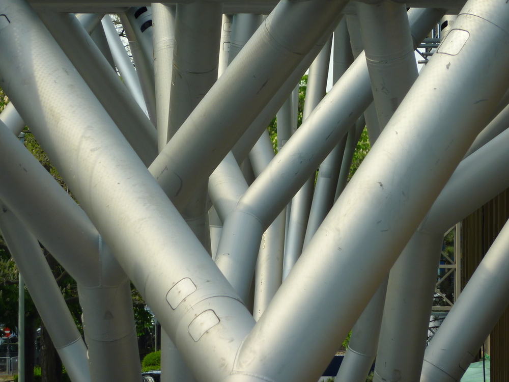 steel tree 1