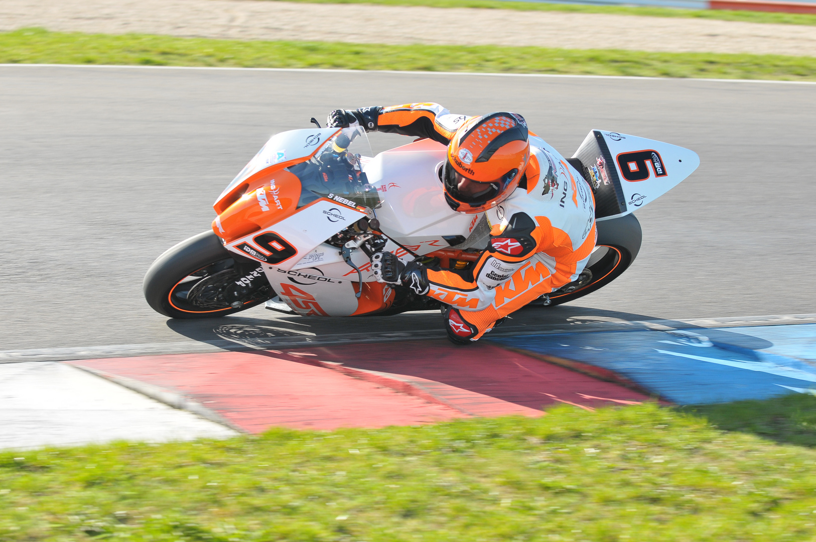 Stefan Nebel auf seiner KTM 1190 RC8 R