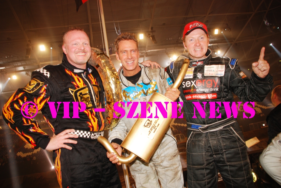 Stefan Raab, Jürgen Milski und Joey Kelly bei der TV Total Stock Car Crash Challenge 2010 Foto