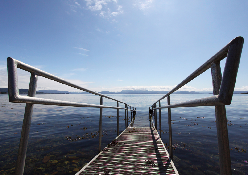 Steg am Fjord