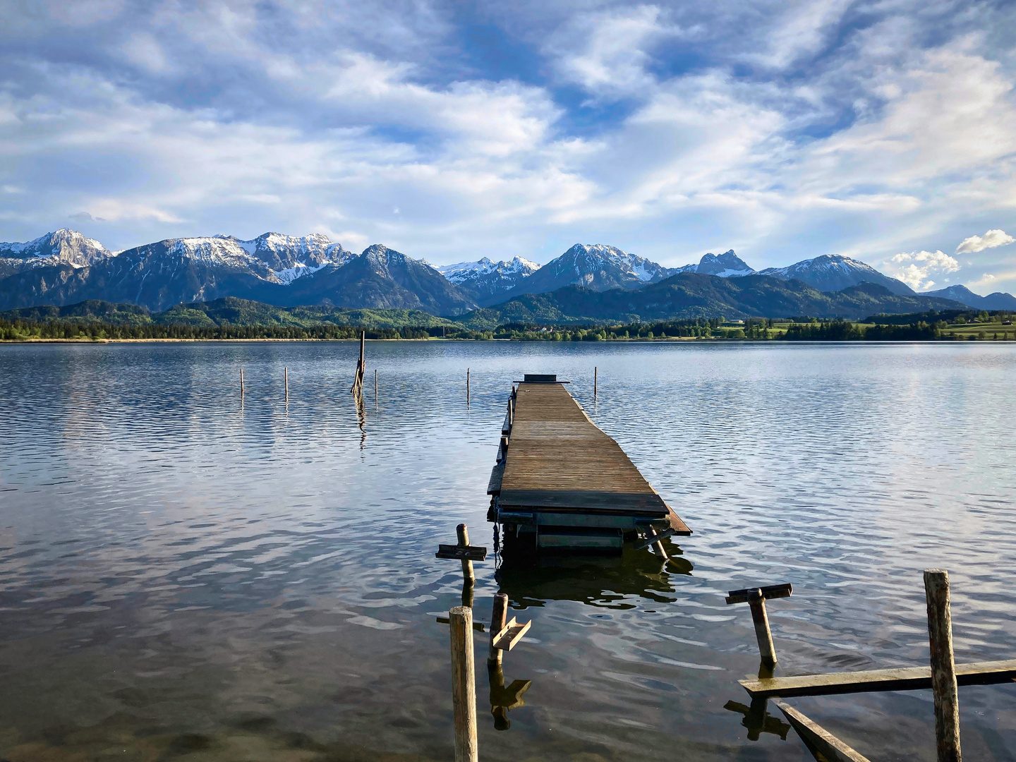 Steg ohne Boot am Hopfensee