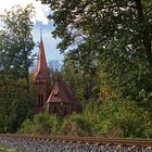 Steht eine Kirche im Wald ...