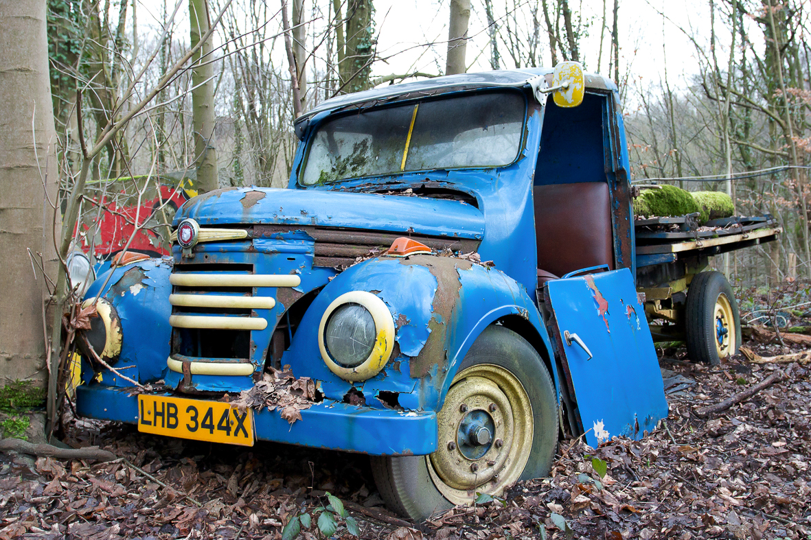 Steht im Neandertal im Wald :-).