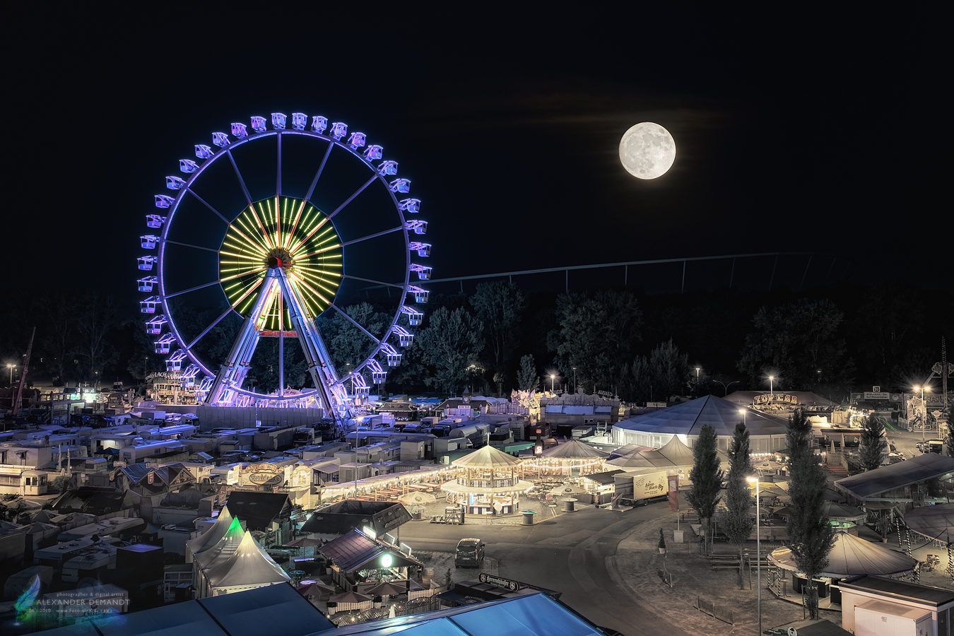 Steiger - größtes mobiles Riesenrad der Welt auf dem Schützenplatz in Hannover