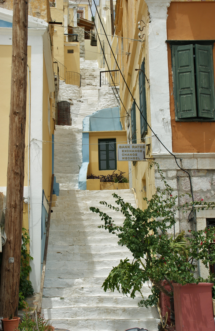 Steile Treppe auf Symi