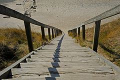 Steile Treppe mit "Zahnstange" - Bovbjerg-Klippen unterhalb der Trans Kirke (Midtjylland, DK)