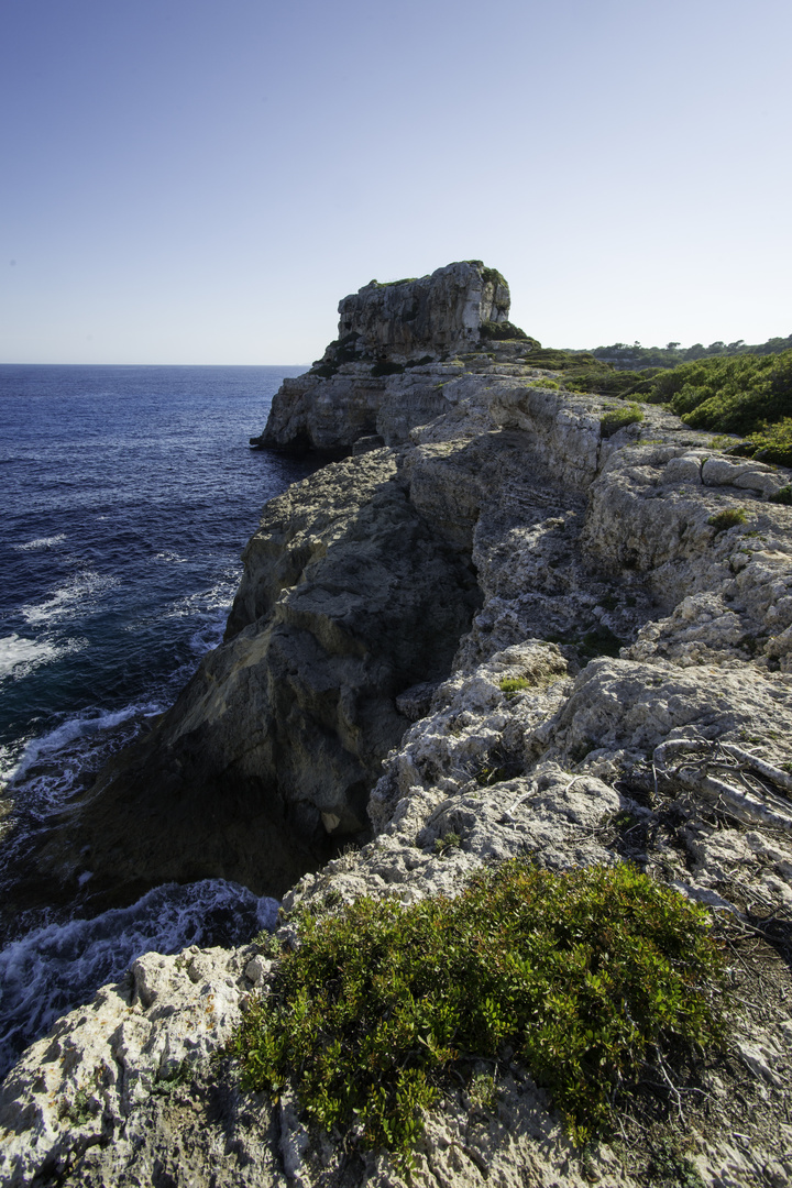 Steilküste bei Cala s'Almunia