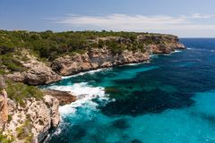 Steilküste bei Cala Santayí, Mallorca
