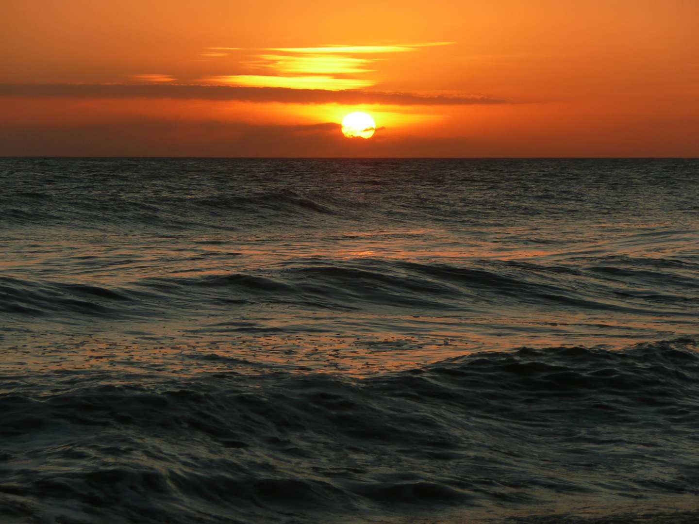 Steilküste und Sonnenuntergang