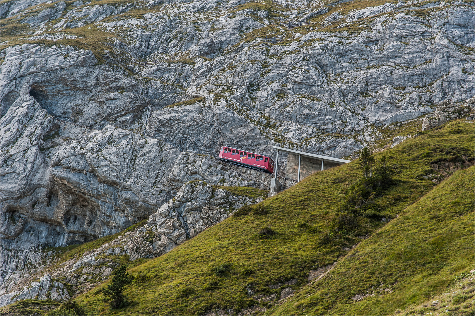 [ Steilste Zahnradbahn der Welt - 48% Steigung ]