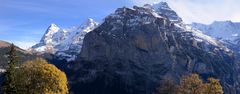 Steilwand der Jungfrau (Schwarzmönch) ins Lauterbrunnental