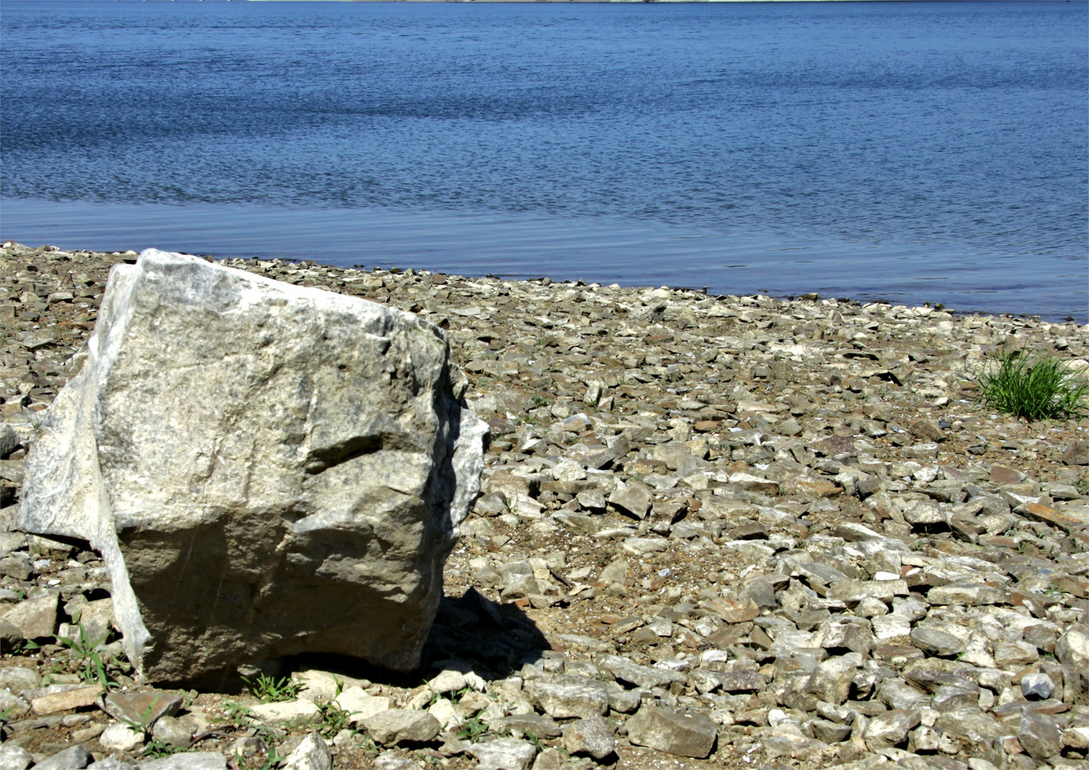 Stein am Strand