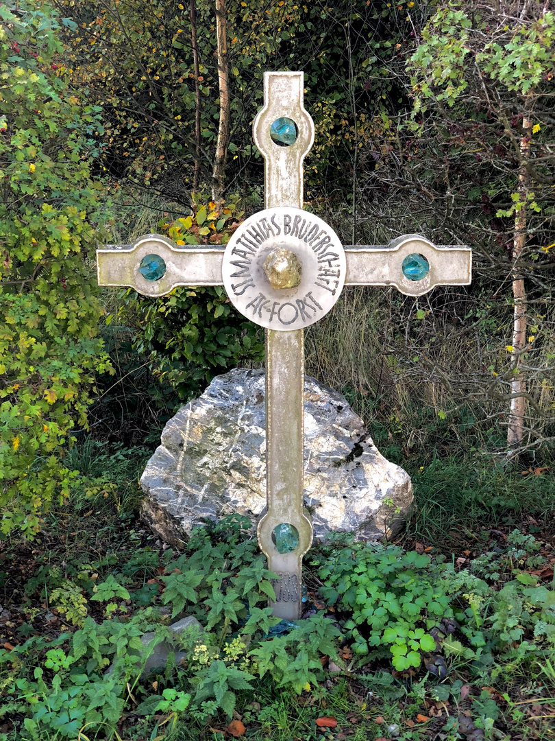 Stein-Glas-Kreuz 