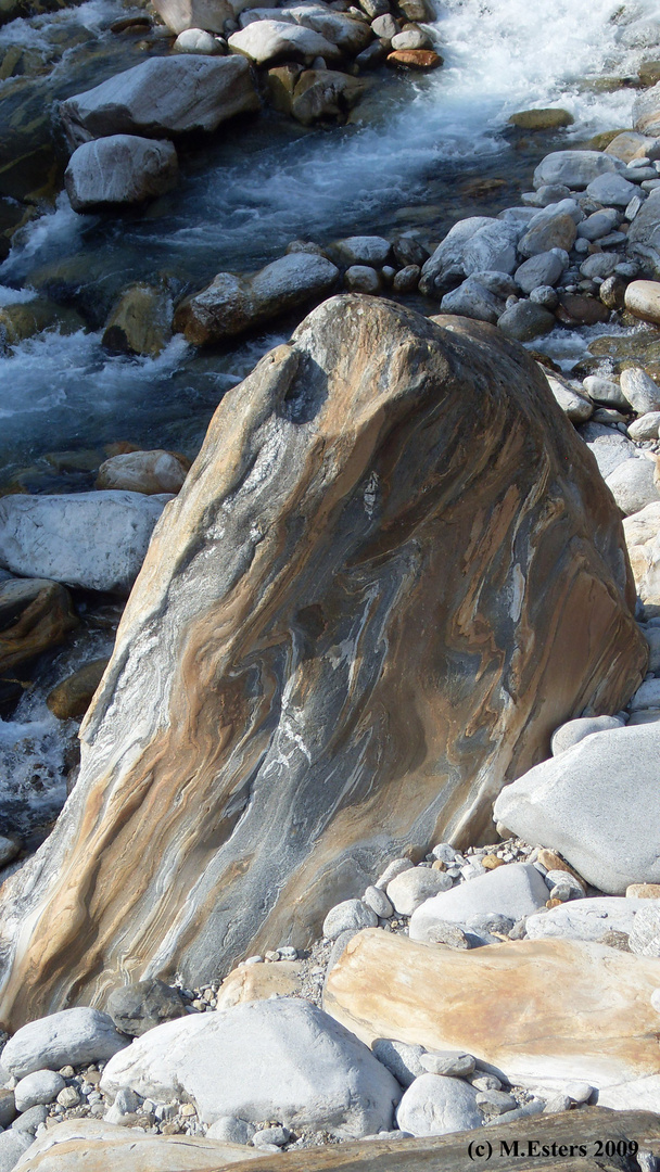 Stein im Valle Maggia (Tessin)