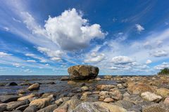 Stein mit Wolke - Schweden