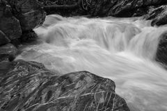 Stein und Wasser