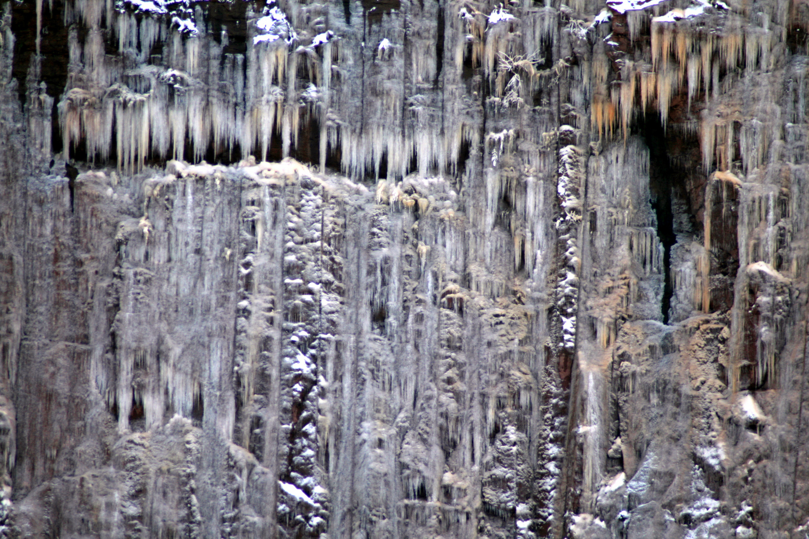 Steinbruch im Winter