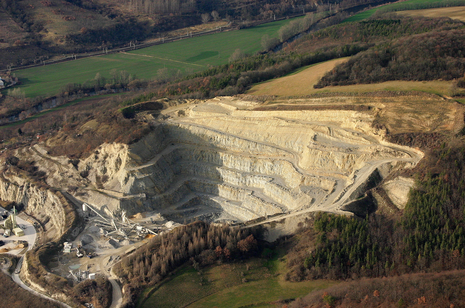 Steinbruch Steudnitz aus ca. 400m Höhe