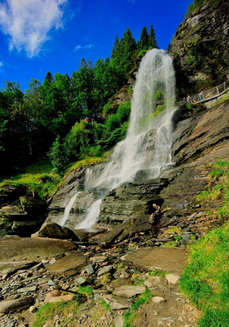 Steindalsfossen