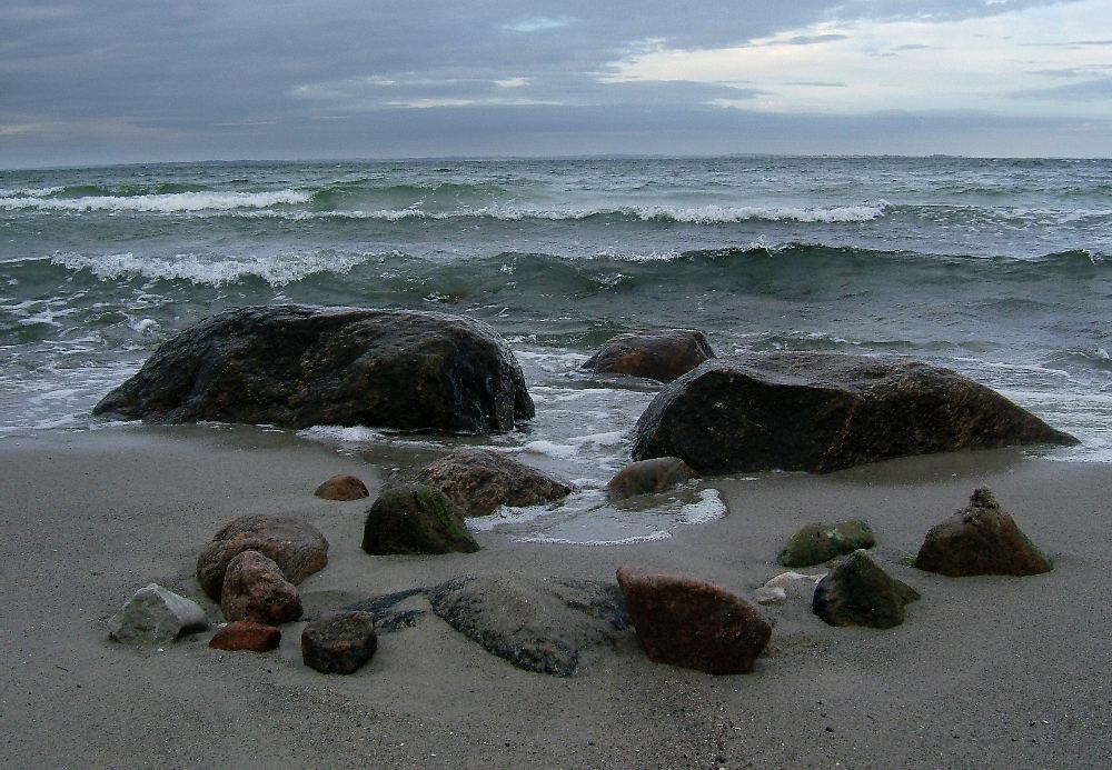 Steine am Strand von Sebi Kraft