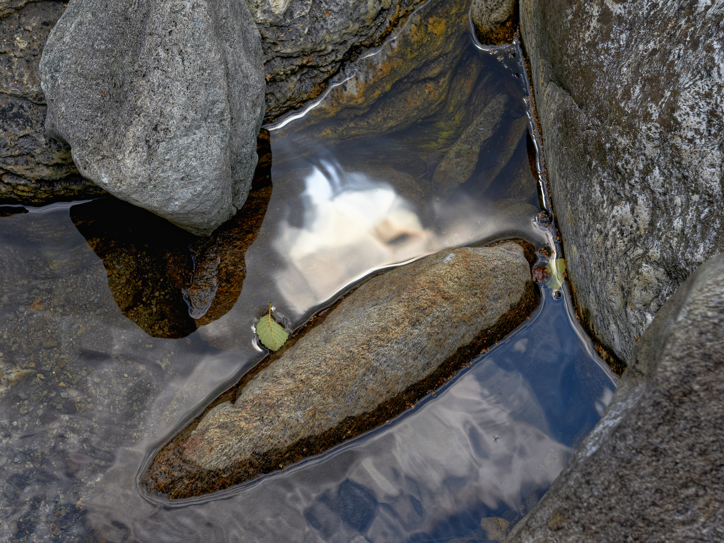 Steine im Fluss 1