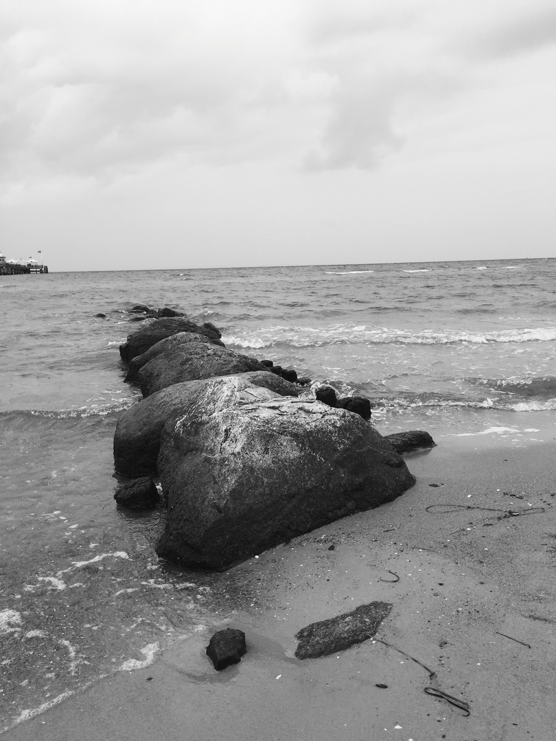 Steine im Meer