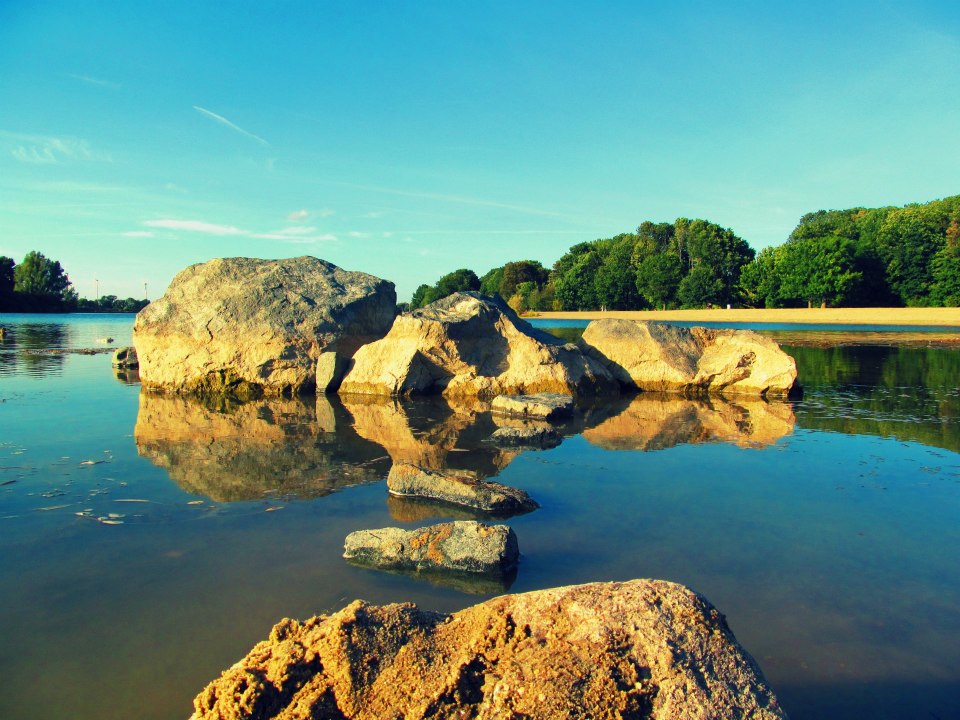 Steine im See