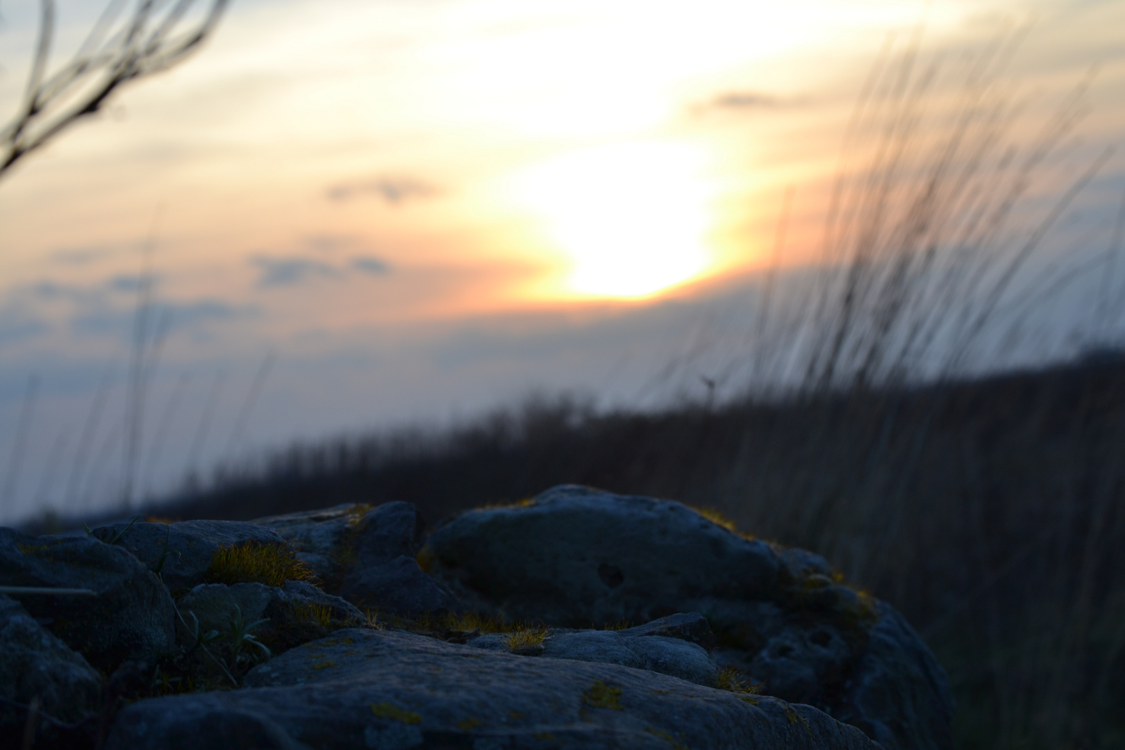 Steine im Sonnenuntergang