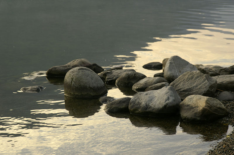 Steinen im Wasser