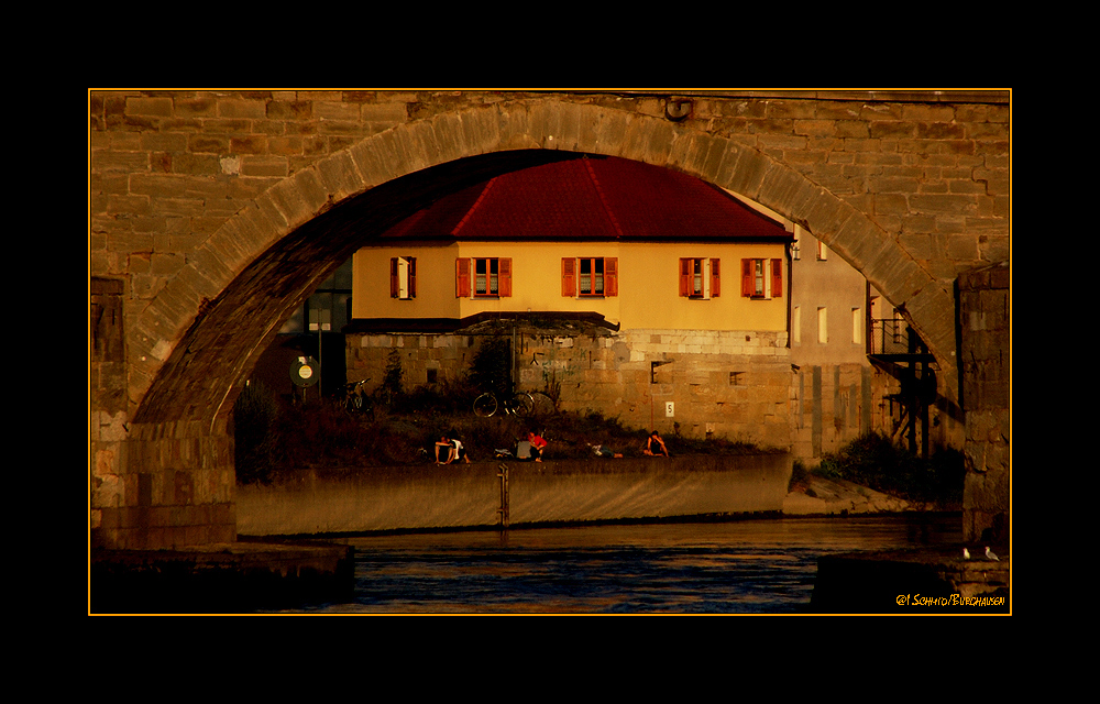 Steinerne Brücke im Abendlicht...