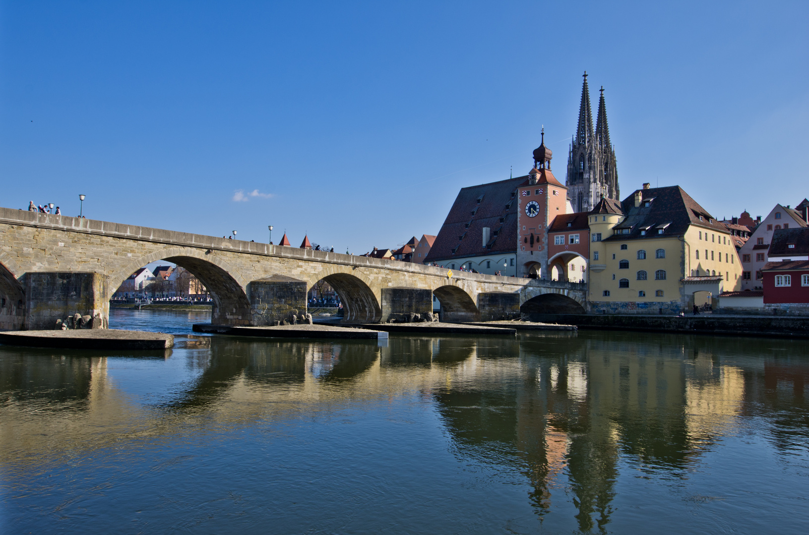 Steinerne Brücke und Regensburger Dom