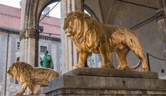 Steinerne Löwen an der Feldherrnhalle