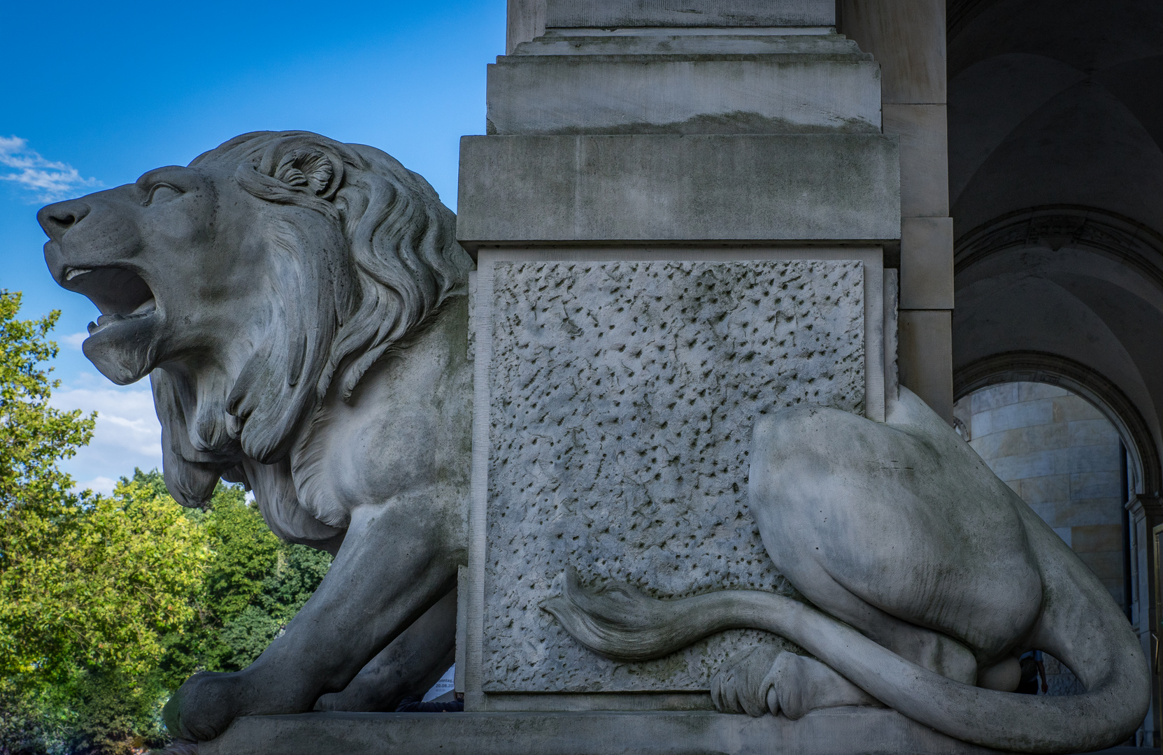 steinerner Löwe I - Neues Rathaus/Hannover