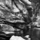 Steinfiguren am Ponte Brolla - Tessin