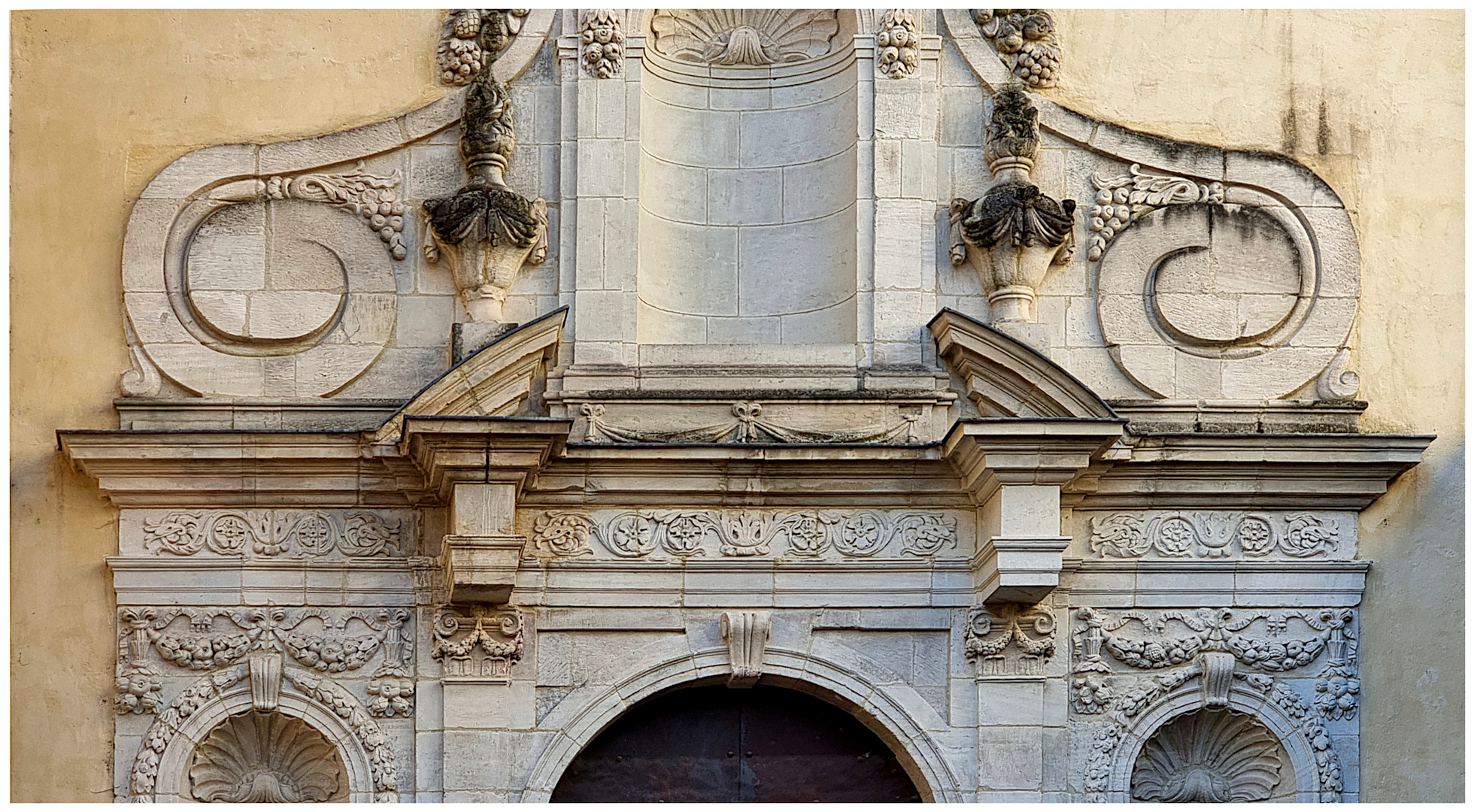 Steinhauerarbeit in Cluny