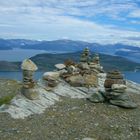 Steinmännchen und Lyngenalpen