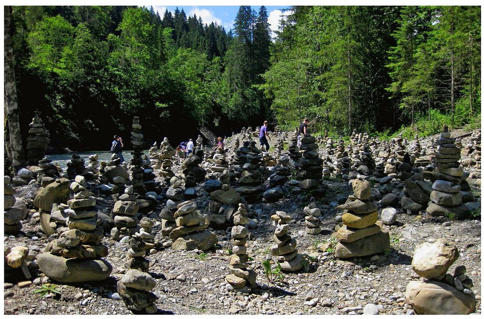 Steinmanderlhochburg am Breitachtobel