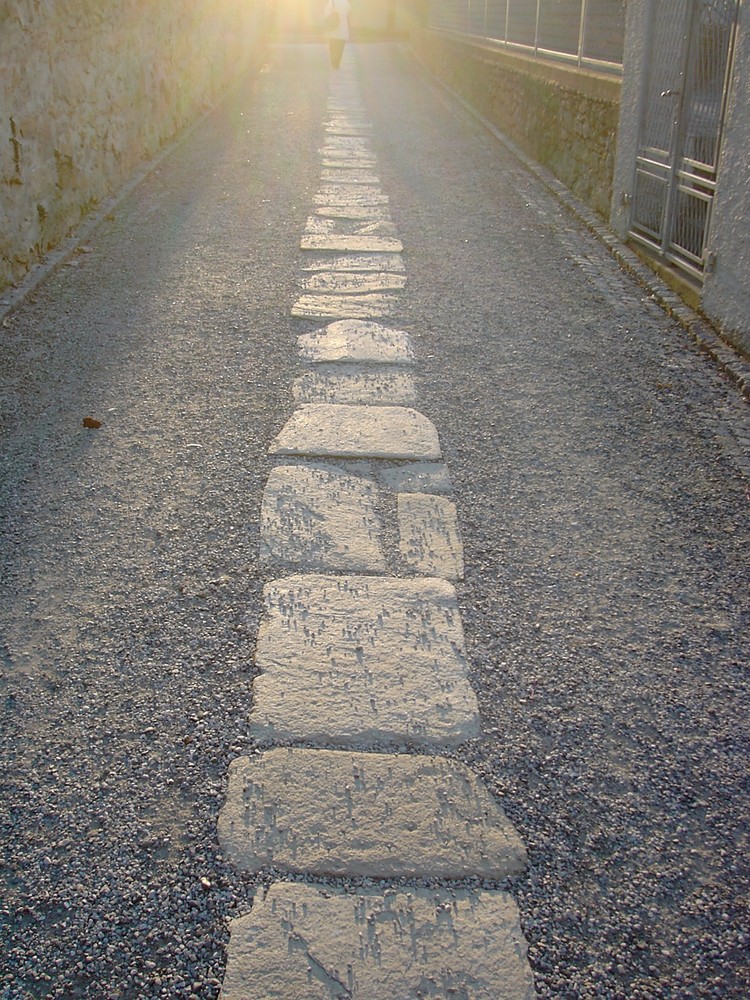 Steinplattenweg