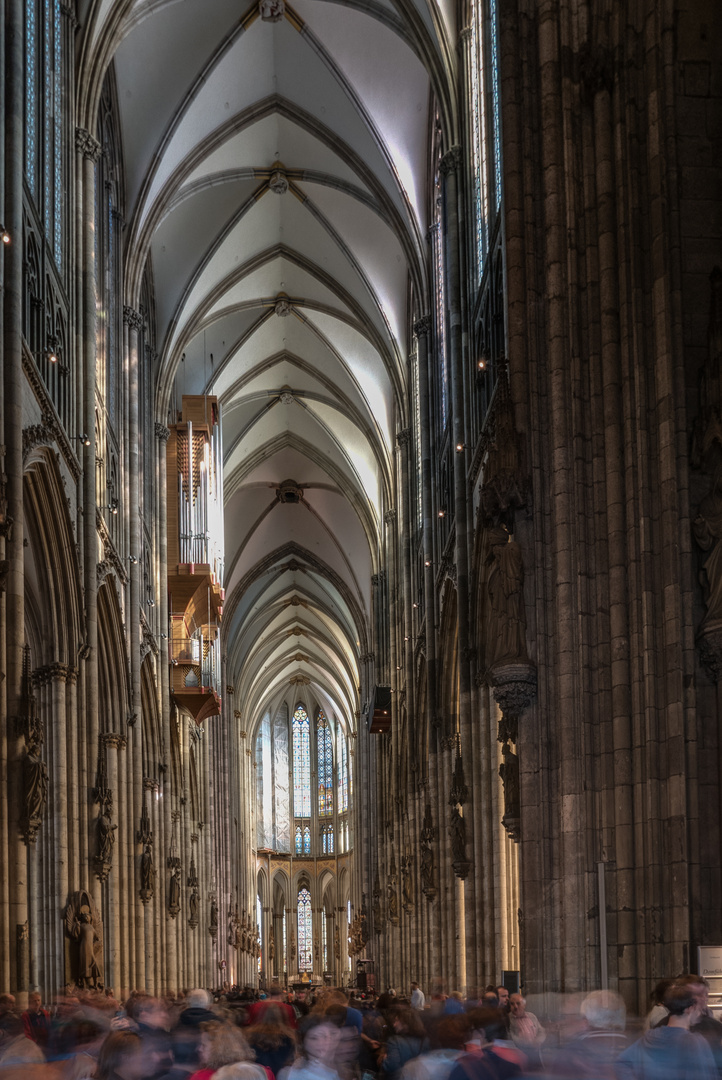 Steinschlucht Kölner Dom