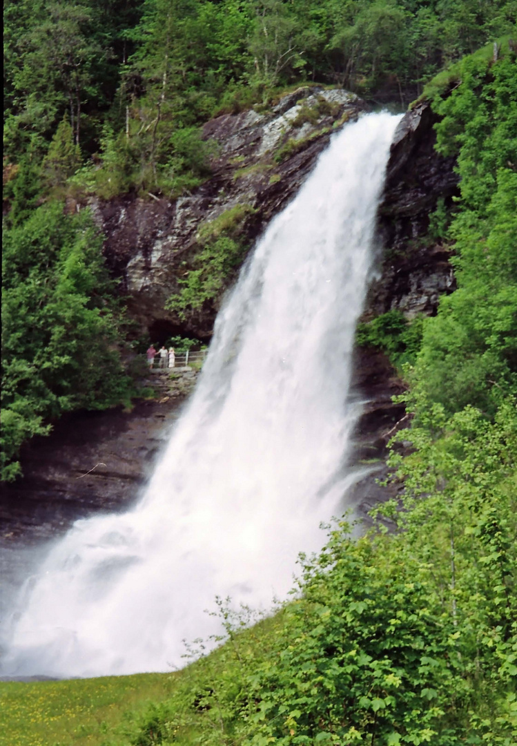 Steinsdalsfossen in Norwegen