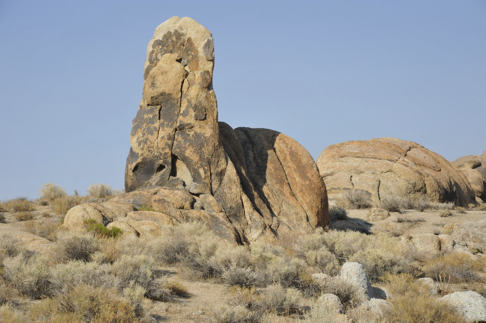 Steinskulptur auf dem Weg zum Mount Whitney