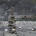 Steinskulptur im Rheintal