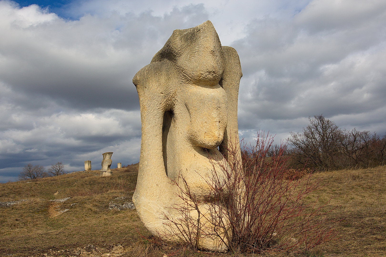 Steinskulpturen bei St. Margareten (3)