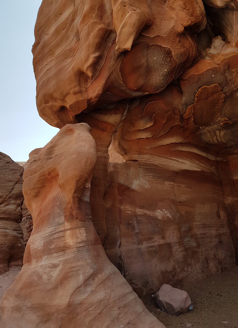 Steinstrukturen in petra