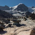 Steintische auf dem Persgletscher