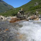 Steinträume im Gletscherwasser des Hocharn...