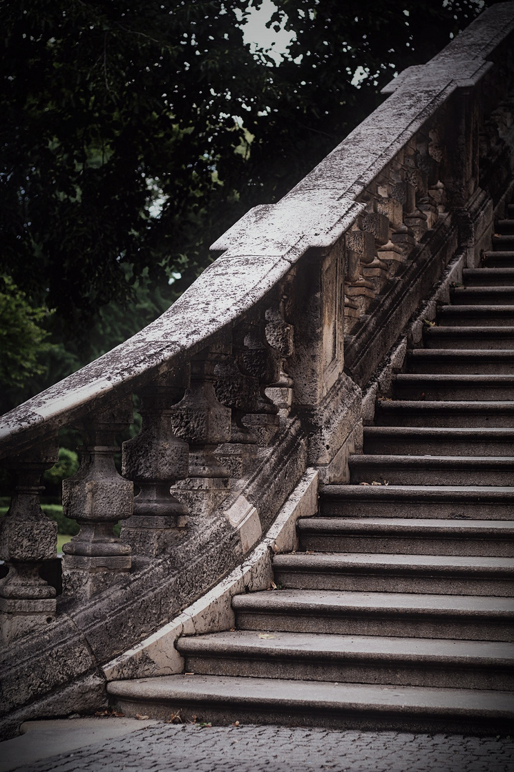 Steintreppe München Friedensengel